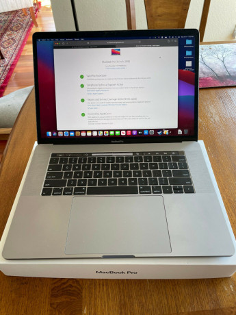 15-apple-macbook-pro-os-2018-quad-core-i7-512gb-ssd-big-0