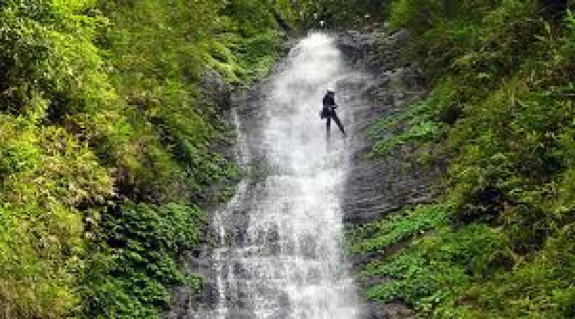 canyoning-in-nepal-big-0